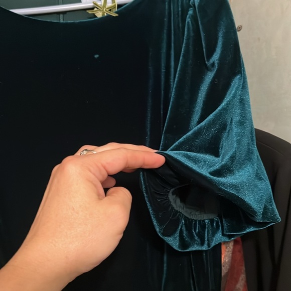 Antonio Melani 16 volvet Esmerald Green